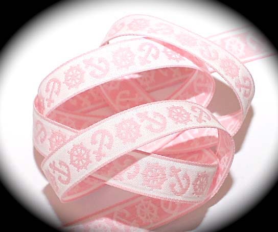 NAUTICAL7a - 5/8" (25 YDS) WHITE/PINK ANCHORS/WHEELS