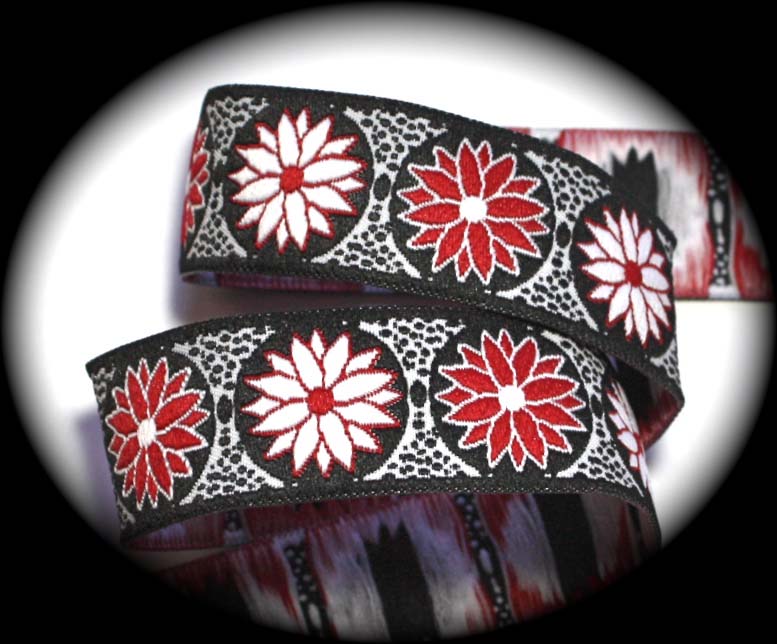 DAISY DOT FLOWER12 -1" WHITE/BLACK/RED ( 3 YDS)