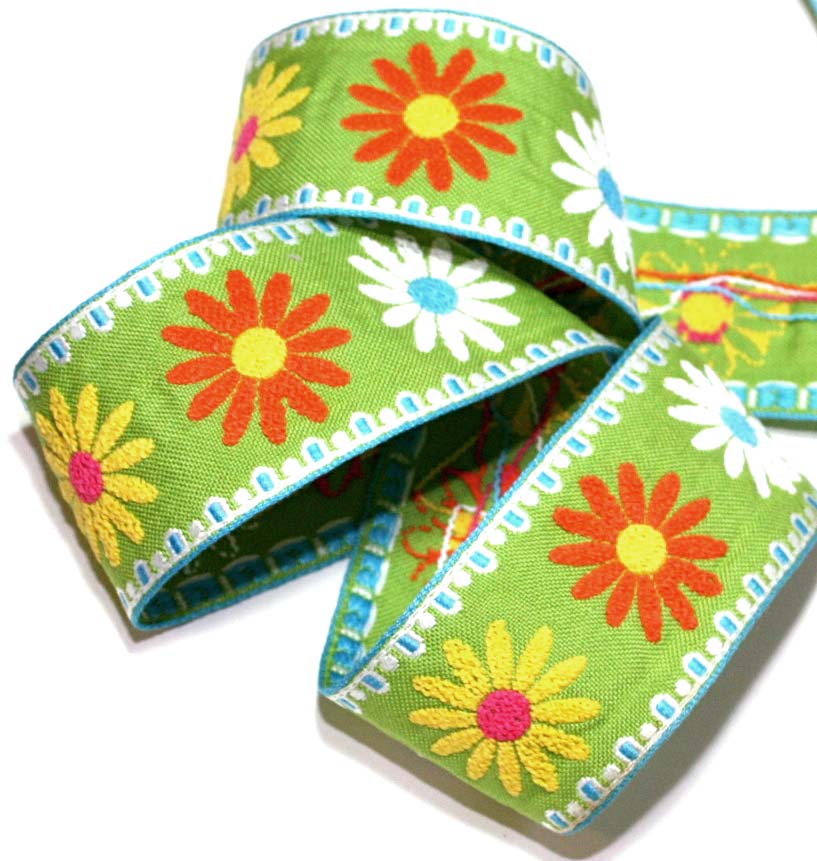 DAISY FLOWER 2"x 1 y Lime, Pink, Orange, Yellow Vintage Jacquard