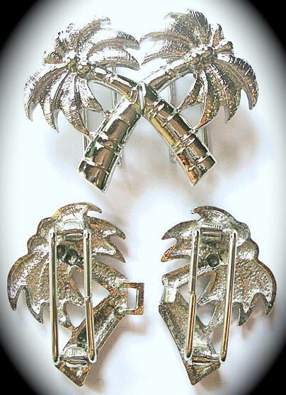Closeout Sale Palm Tree Buckle -2 1/4"H X 2 1/2" W RHODIUM