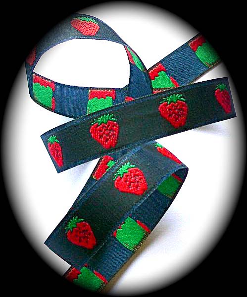 STRAWBERRY (3 yds) 5/8" NAVY W/RED STRAWBERRIES