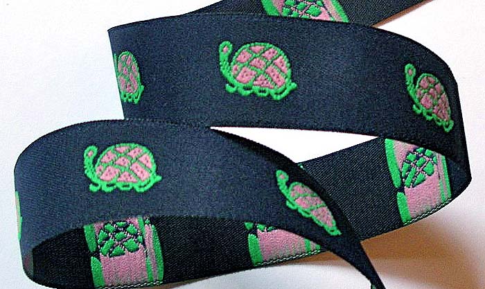 TURTLE21 7/8" (3 yds) Navy W/Pink Turtles