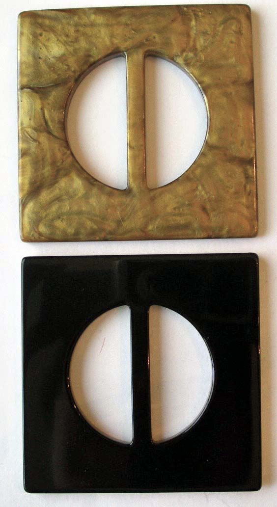 BUCKLE11a 1 3/4"(ID)X3"X3" Gold and Black Acrylic 10 pcs