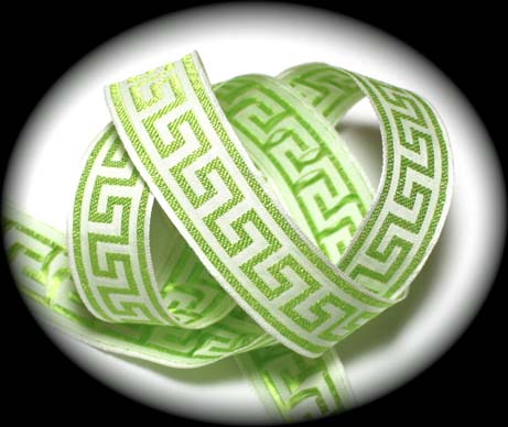 GREEK KEY3 - 1" LIME/WHITE (3 YDS)