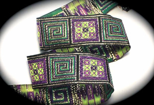 Box / Greek Key 1 3/16" x 3 yds Met. Gld, Blk, Purple,Lime