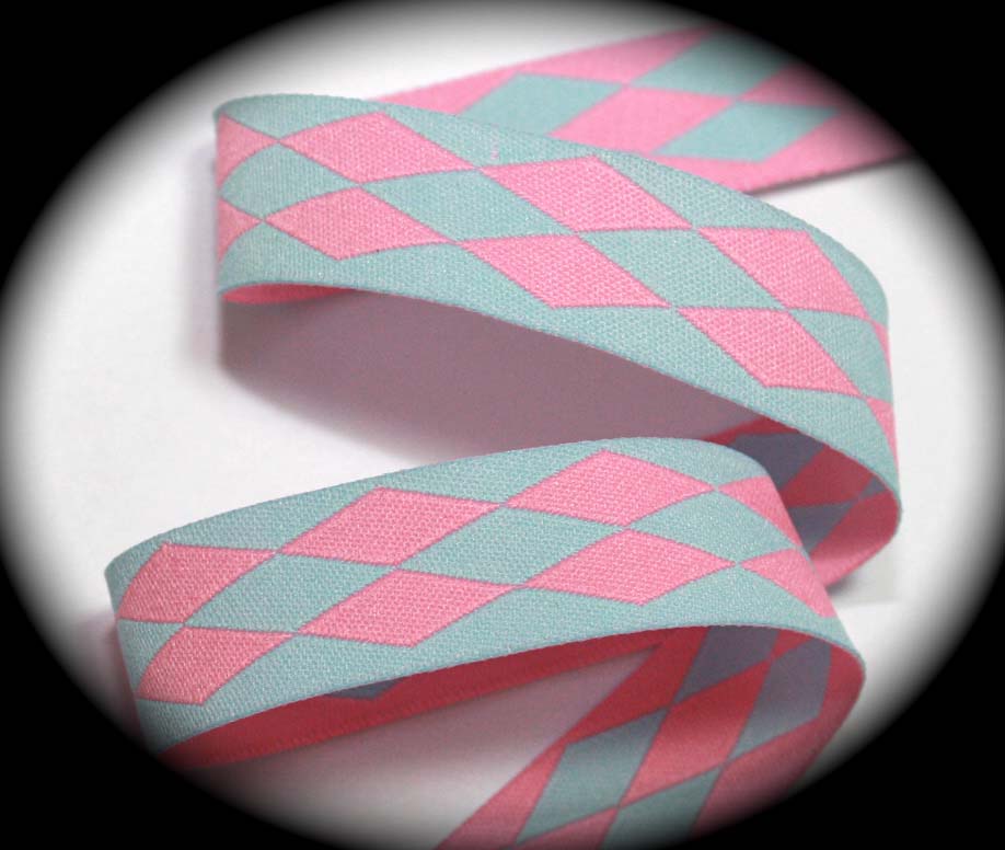 Harlequin3 -5/8" (3 yds)PINK/BLUE