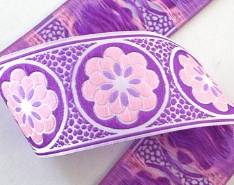 Daisy Dot Flower 1 7/8" x 3 yds Lilac, Pink and White