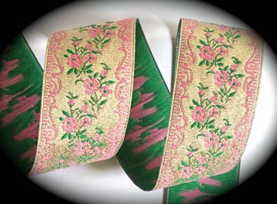 VINTAGE REPRODUCTION68 - 1 1/2" (3 YDS)  GOLD/PINK/GRN FLORAL